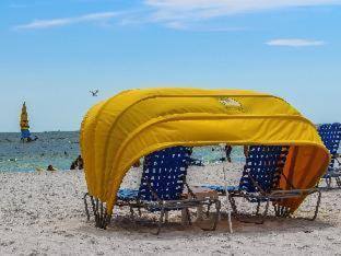 Coral Reef Resort St. Pete Beach Room photo